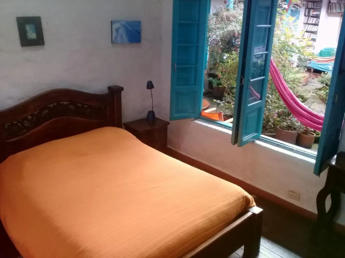 ** Guest house Anandamayi House Hotel Bogota Colombia